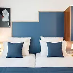 Eiffel Mademoiselle Hotel 4*
