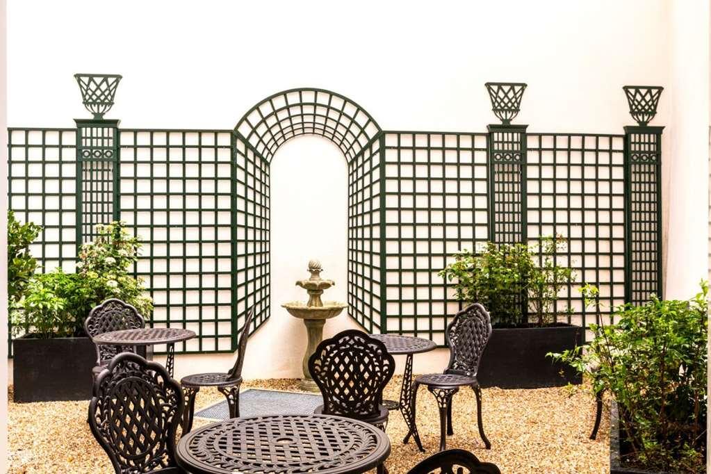 Hotel Eiffel Mademoiselle 4*