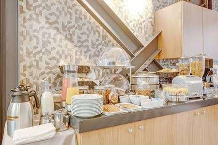 Eiffel Mademoiselle Parigi