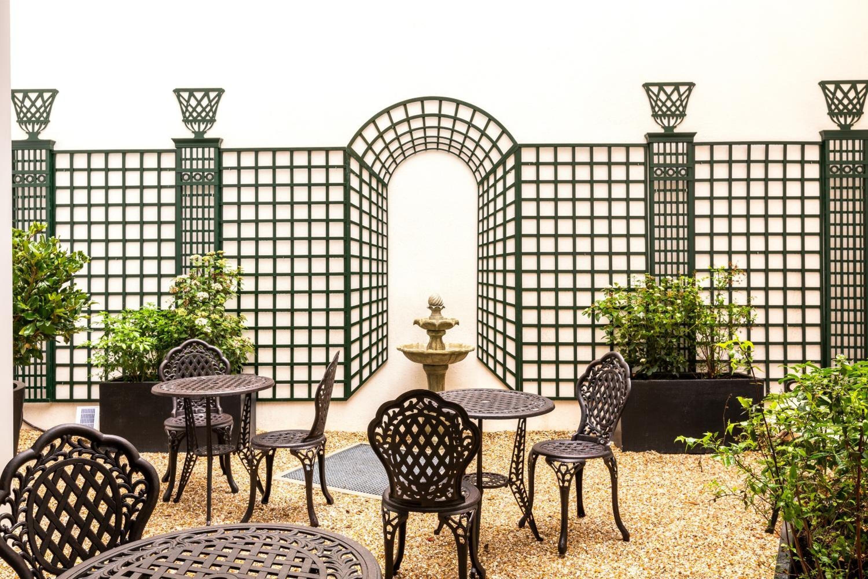 Hotel Eiffel Mademoiselle Parigi