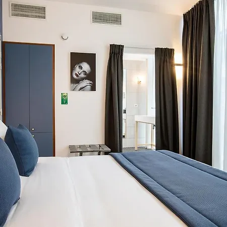 Eiffel Mademoiselle Hotel Parigi