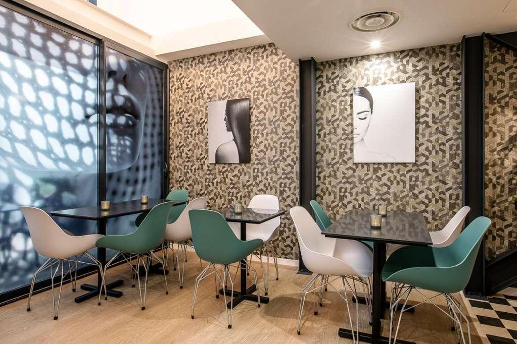 Hotel Eiffel Mademoiselle Paris