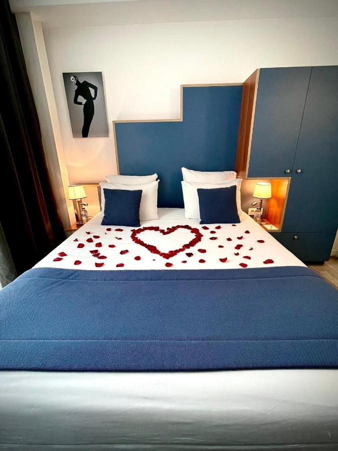 Eiffel Mademoiselle Hotel 4*