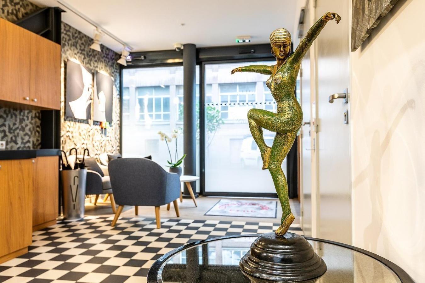 Hotel Eiffel Mademoiselle