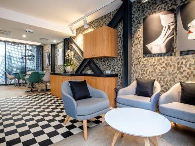 Eiffel Mademoiselle Hotel 4*