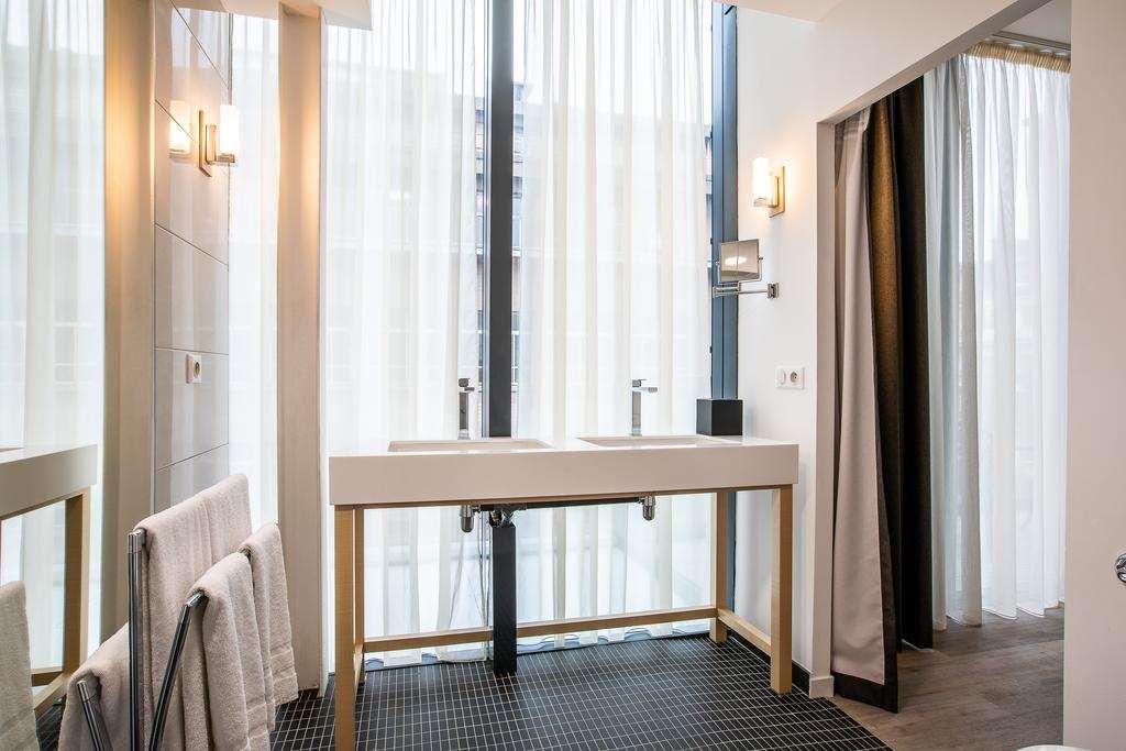 Hotel Eiffel Mademoiselle 4*